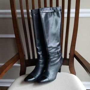 Clarks artisan leather heeled boot